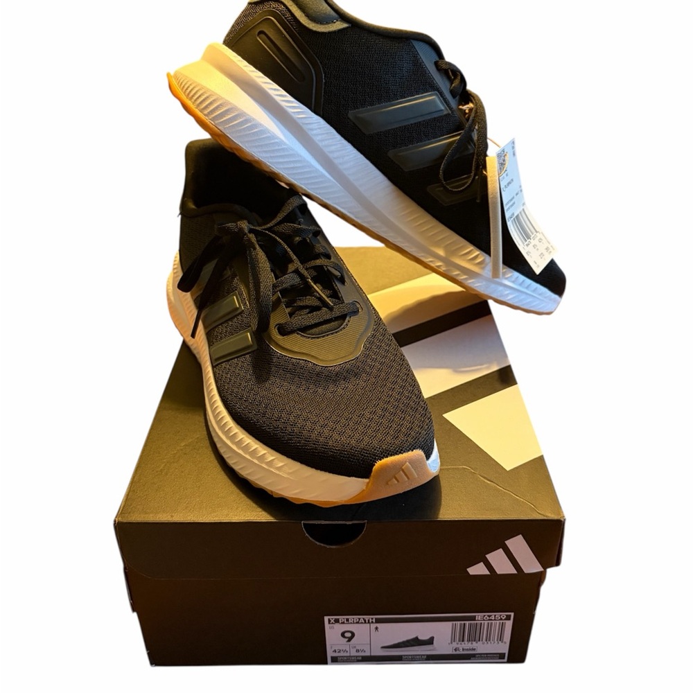 adidas Men's Black and White Athletic Running Shoes